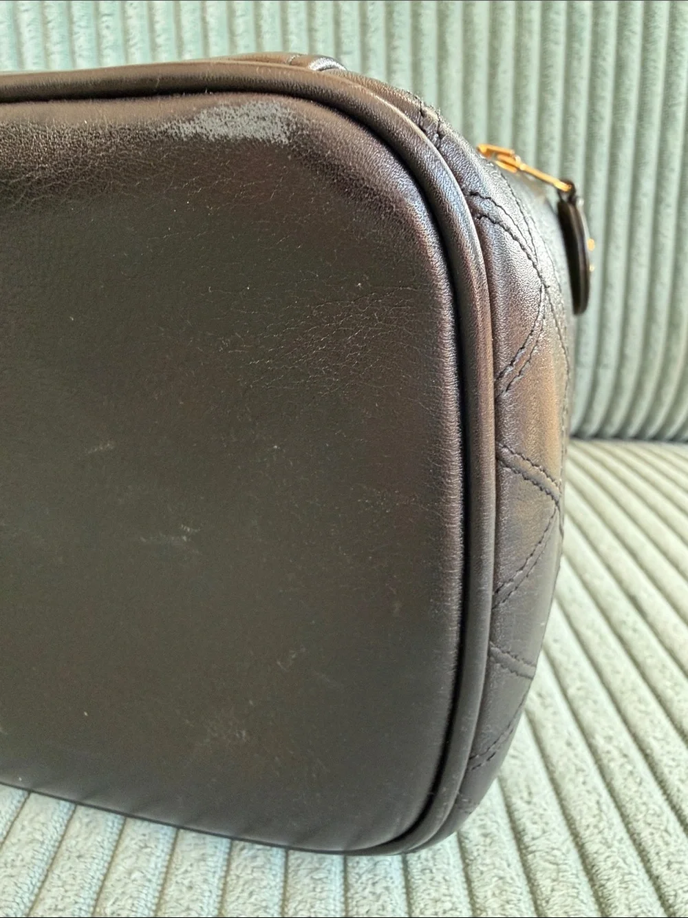CHANEL Lambskin Vanity Case - Black